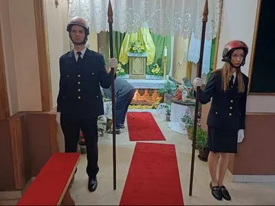 Vatrogasci DVD-a Sikirevci čuvali Kristov grob na Veliku subotu